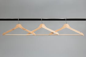 【原宿駅5分】展示会・ポップアップストア・インスタレーションに最適!シルバー基調が特徴的なイベントスペース