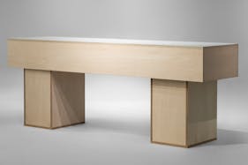 【原宿駅5分】展示会・ポップアップストア・インスタレーションに最適!シルバー基調が特徴的なイベントスペース