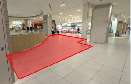 【あべのキューズモール】「③1F ショップイン前」入口導線に近く視認性抜群！プロモーション・ポップアップに最適なイベントスペース