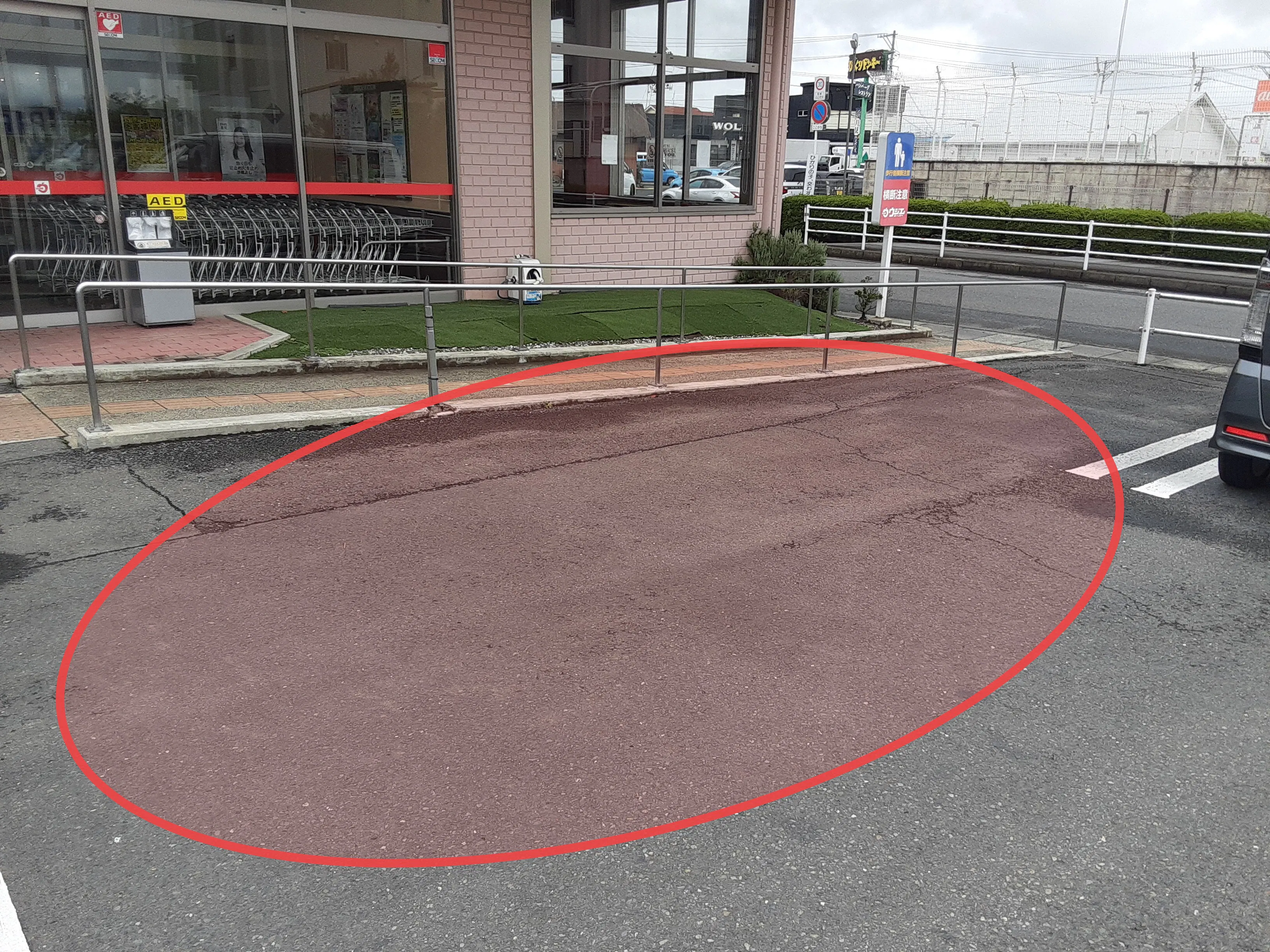 【ウジエスーパー古川バイパス店】キッチンカーや食物販に最適な駐車場スペース