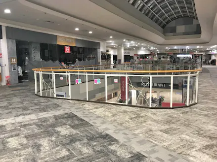 【イオンモール直方】2F  中央南ブリッジ(GLORY前）