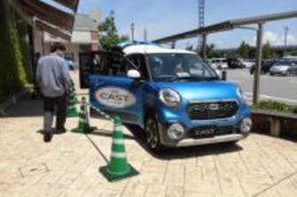 【イオンタウン金沢示野/③サイゼリヤ前】乗用車の車両展示会やプロモーション催事に適した屋外イベントスペース(屋根あり)