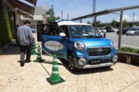 【イオンタウン金沢示野/③サイゼリヤ前】乗用車の車両展示会やプロモーション催事に適した屋外イベントスペース(屋根あり)