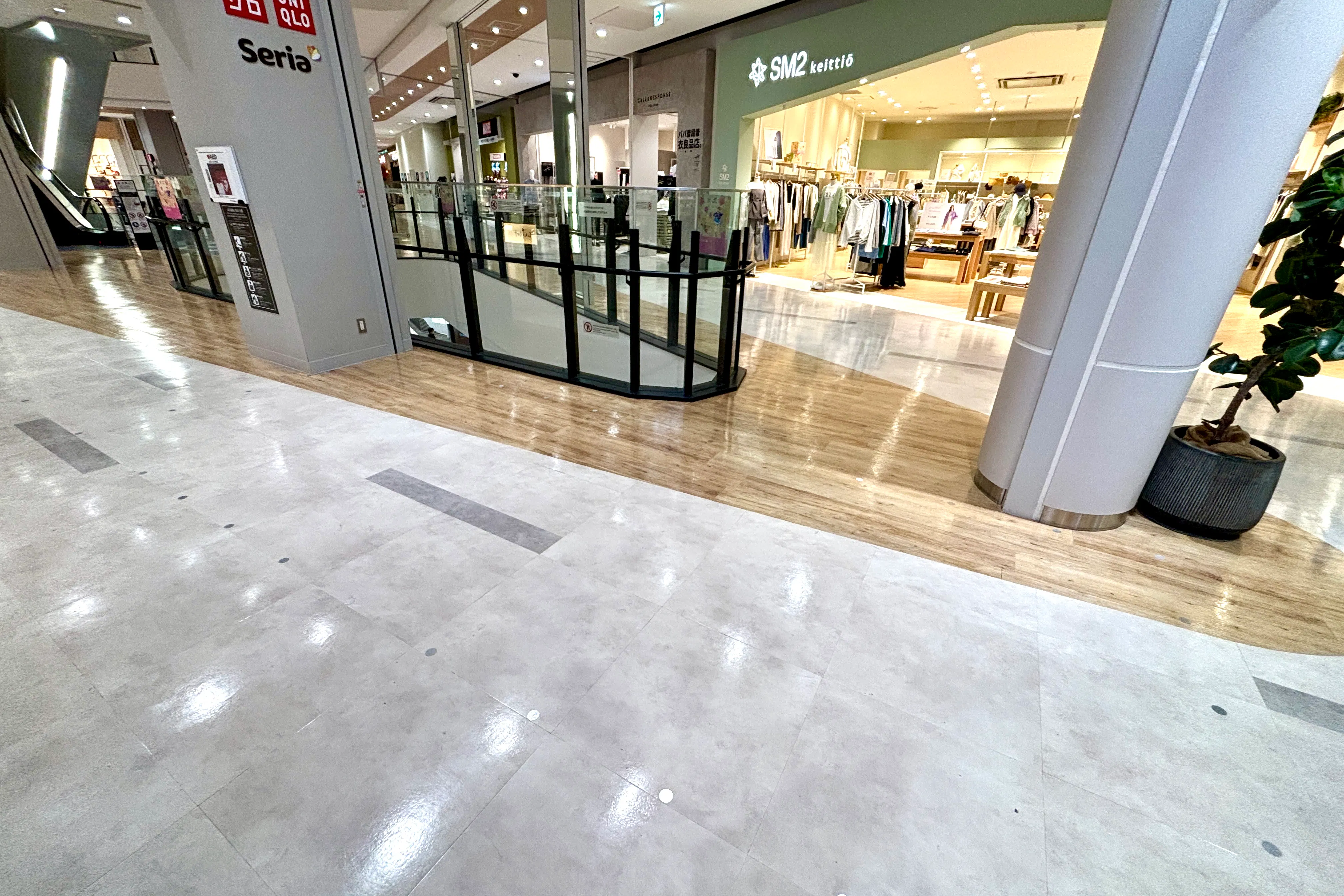 【イオンモール Nagoya Noritake Garden】2F 中央南スポット