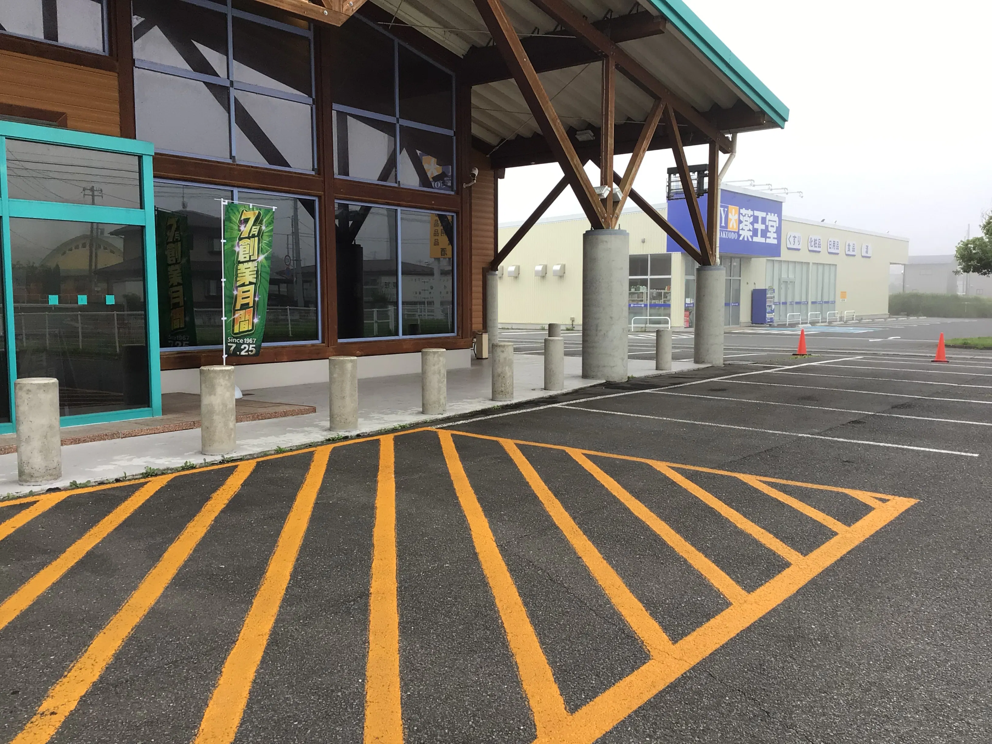 【ダイナム宮城小牛田店】キッチンカーやプロモーションに最適なアミューズメント施設のイベントスペース(出入口前駐車場)