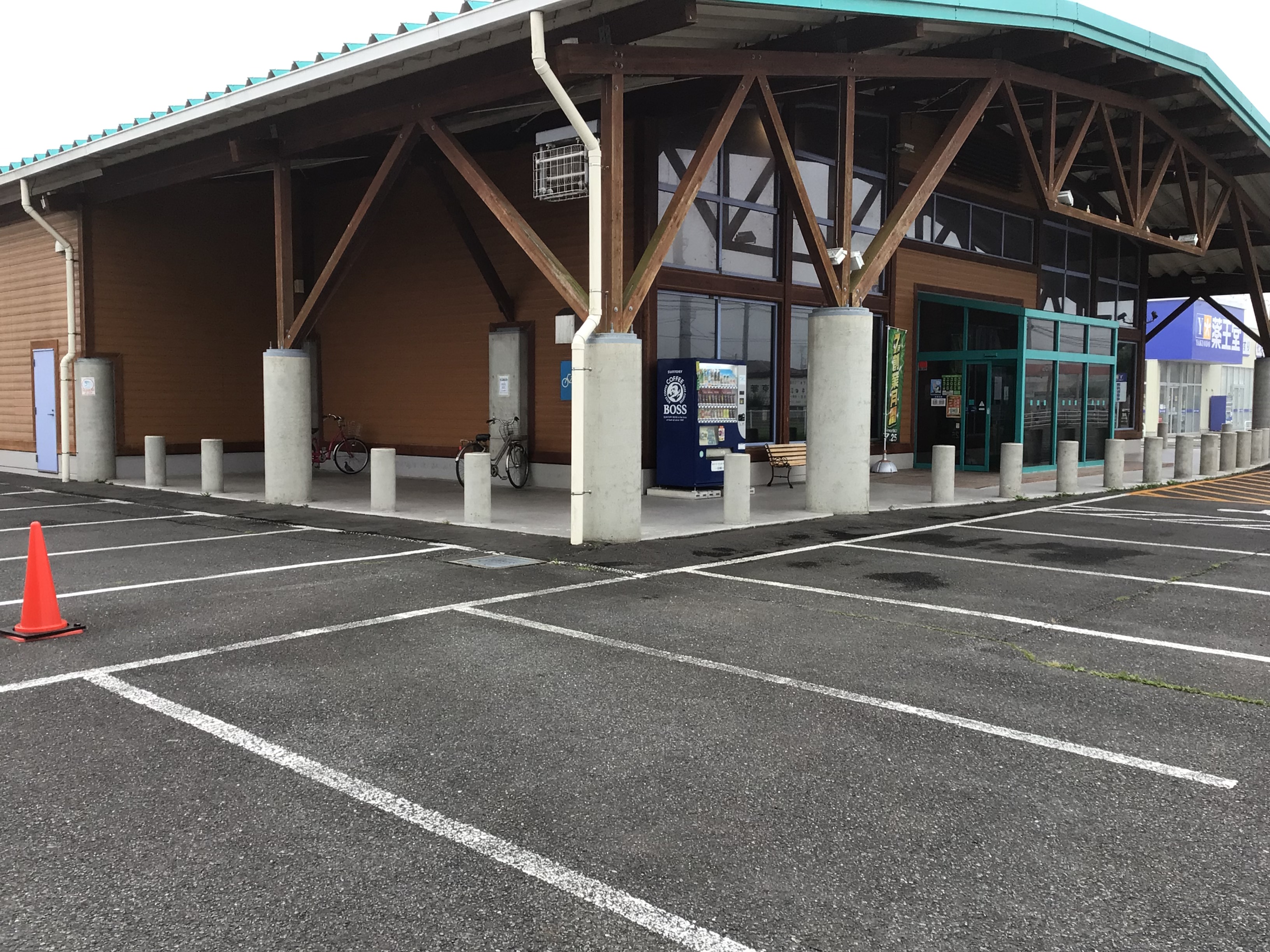 【ダイナム宮城小牛田店】キッチンカーやプロモーションに最適なアミューズメント施設のイベントスペース(出入口前駐車場）の画像6