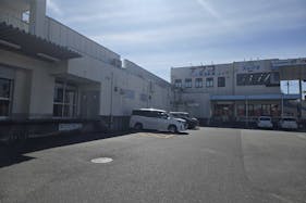 【ナフコ不二屋 坂下店】 販促プロモーションや食物販等の催事イベントに最適な共用部通路のスペース