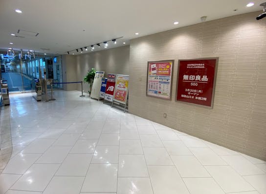 【和歌山ミオ】ポップアップストアに利用可能な本館2F改札横のスペース