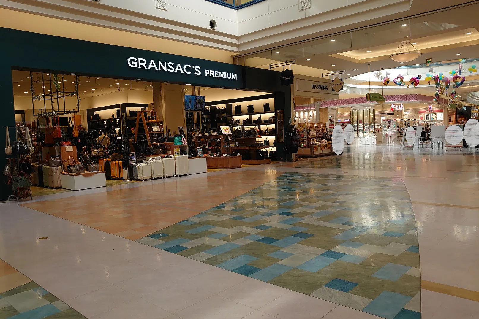 【イオンパークプレイス大分(大分県)】グランサックス前 催事スペース