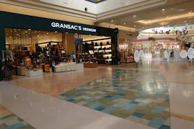 【イオンパークプレイス大分(大分県)】グランサックス前 催事スペース