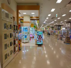 【イオン中仙店】イオン中仙店_1Fお客さまロッカー前 販促プロモーション出店に最適なスーパー店内催事イベントスペース