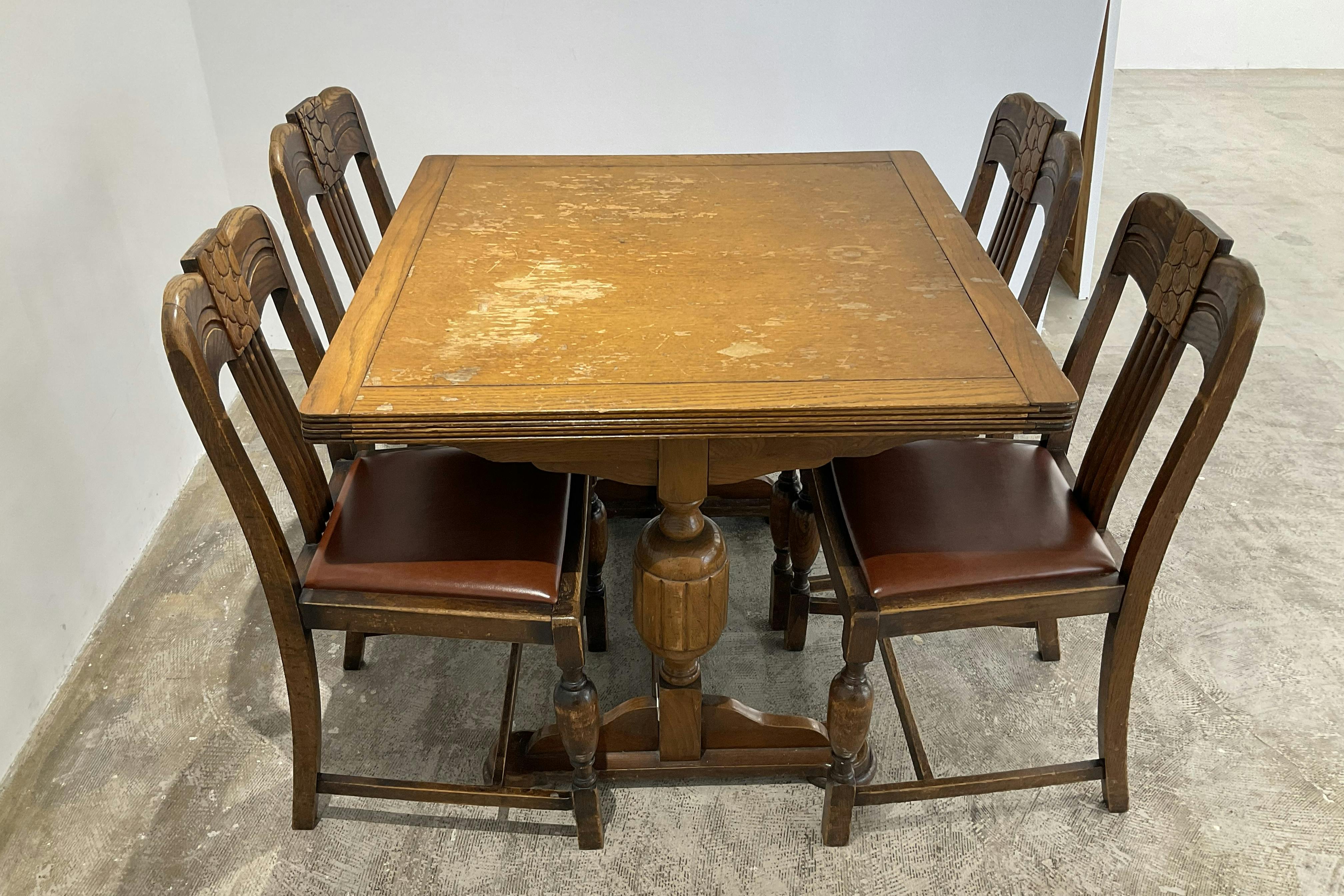 【四ツ橋駅2分|平日限定】無料貸出什器が充実しており展示会やポップアップストアに最適!広さ100.0㎡、天高3.1mで開放感のあるレンタルスペース