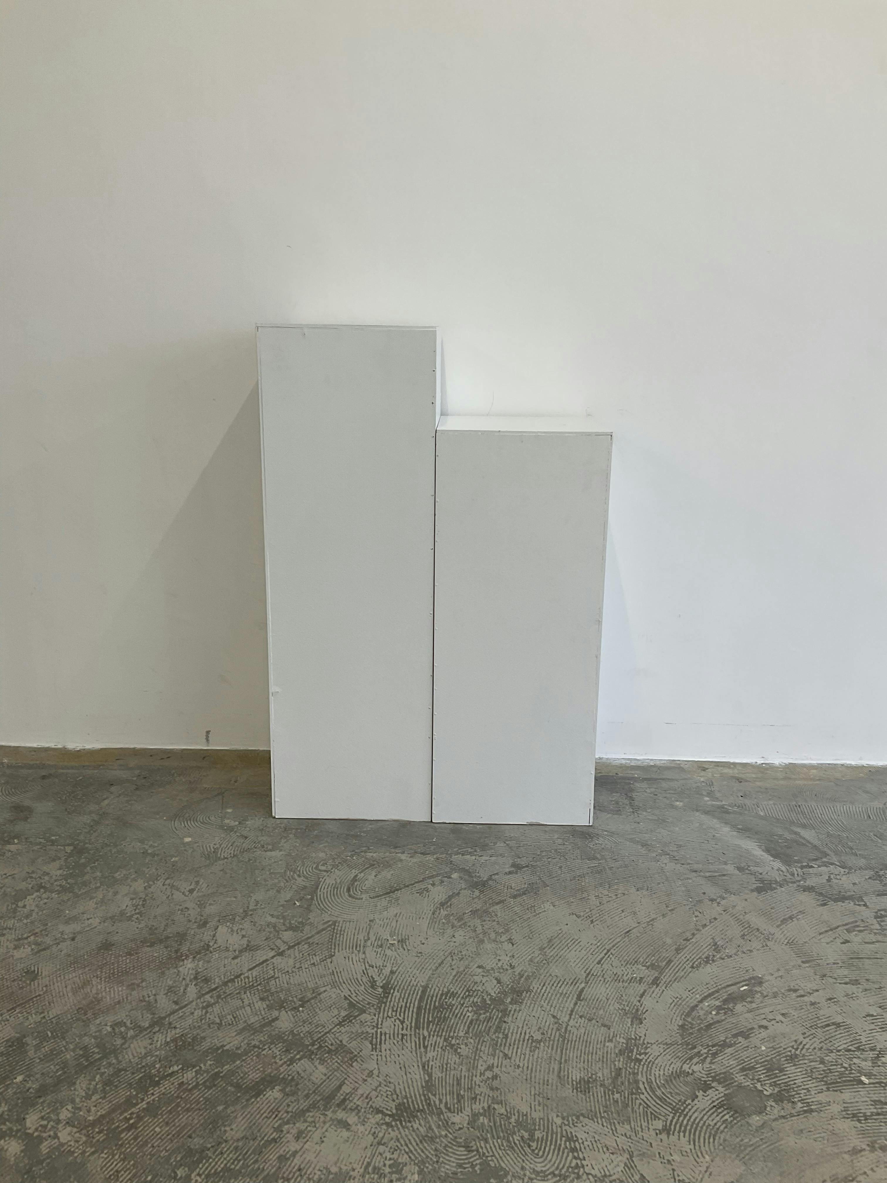 【四ツ橋駅2分｜平日限定】無料貸出什器が充実しており展示会やポップアップストアに最適！広さ100.0㎡、天高3.1mで開放感のあるレンタルスペース