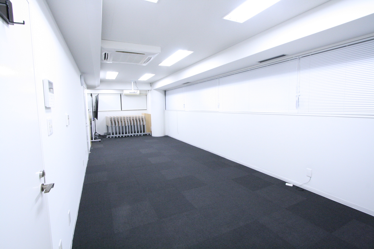 【品川駅3分　1階路面店】展示会やワークショップに適したプロジェクター・演台・WiFi全て無料のイベントスペースの画像15