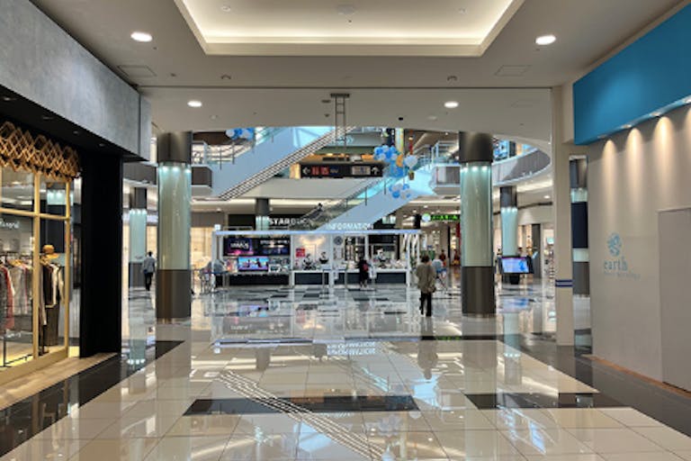 【イオンモール福岡】メインプラザ前の画像1