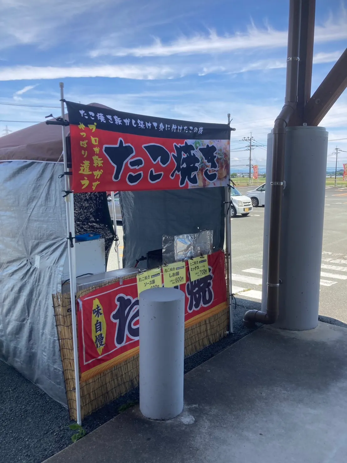 【ダイナム山鹿店ゆったり館】キッチンカー出店やプロモーションイベントに最適なアミューズメント施設のイベントスペース (めん六や側)