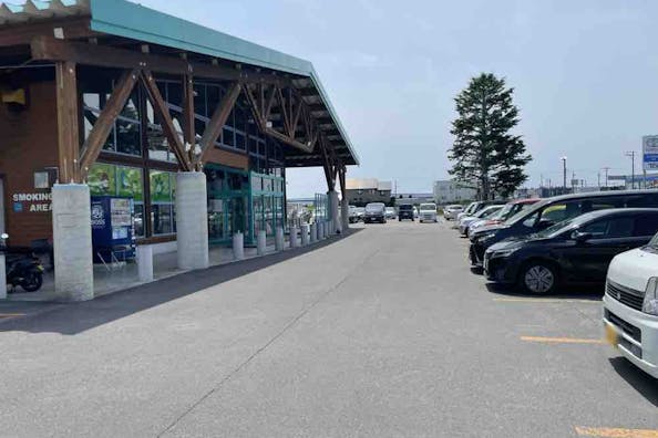 【ダイナム下田町店ゆったり館】キッチンカーやプロモーションに最適なアミューズメント施設のイベントスペース(店舗駐車場)