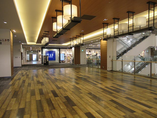 【イオンモールKYOTO】Sakura館 2階 吹き抜け横