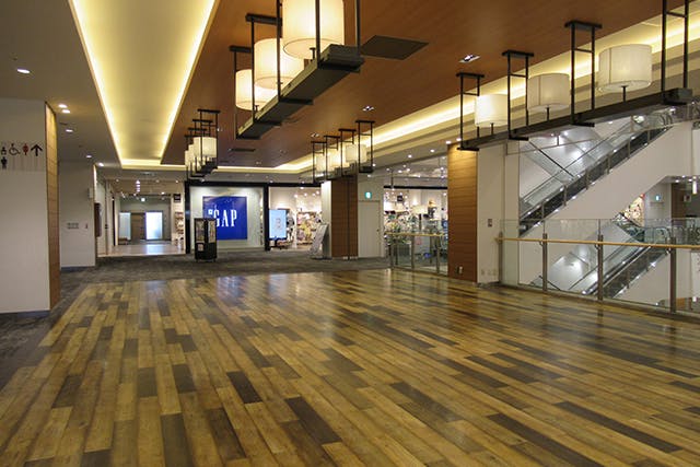 【イオンモールKYOTO】Sakura館 2階 吹き抜け横