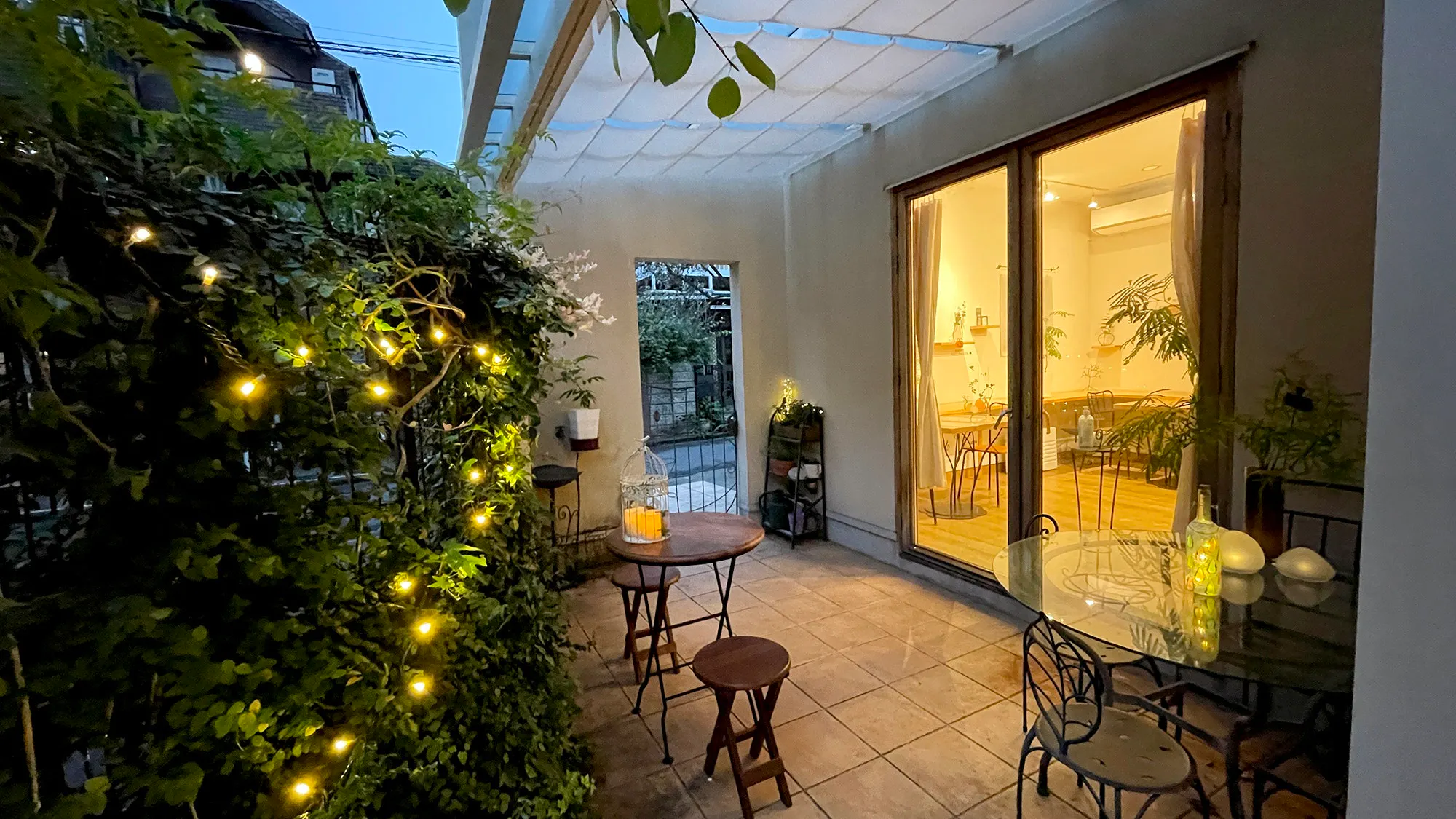 【祖師ヶ谷大蔵駅5分/テラス】ロケや撮影会、ポップアップストアに最適なペットOKのカフェのテラススペース