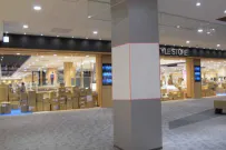 【イオンモール名古屋茶屋】モール内広告 柱巻き