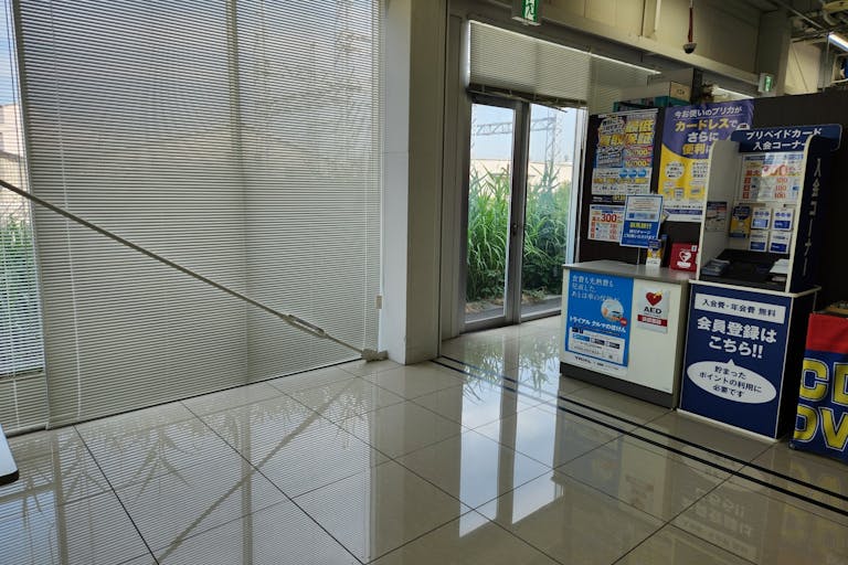 【メガセンタートライアル上里店】食物販やプロモーションに利用可能なレジアウトスペースの画像4