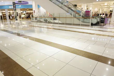 【イオンモール筑紫野】1階 セントラルコート