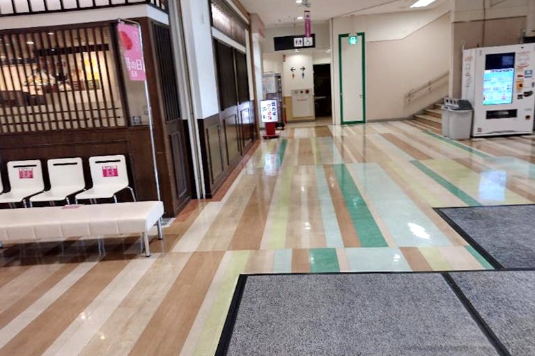 【イオン三原店】各種プロモーションや物販、食物販のポップアップストアに最適な1階正面入口のイベントスペースの画像2