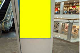 【イオンモール堺北花田】モール内広告 柱巻き