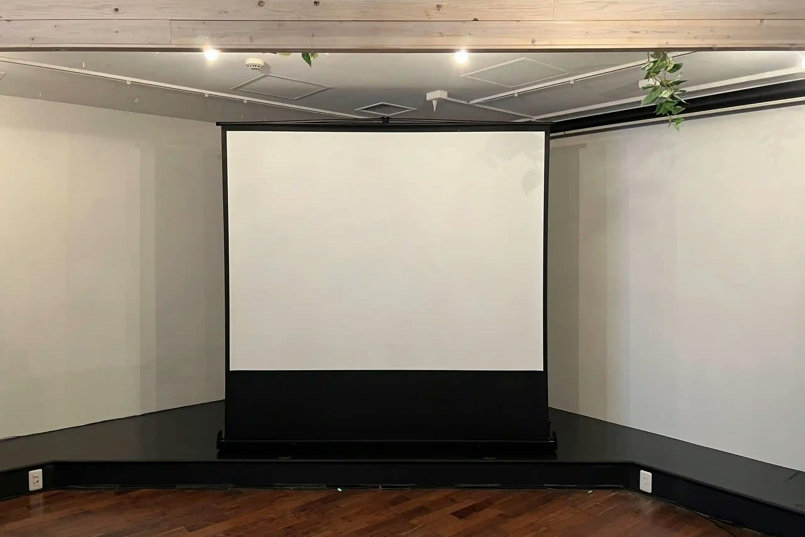 【池袋駅5分】展示会やオフサイドミーティングなどに最適な木の温もりを感じられる好立地な場所にあるレンタルスペース