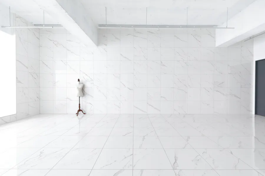 【雑色駅2分】招待制の展示会や各種撮影会に最適な床壁面の大理石が特徴的なイベントスペース