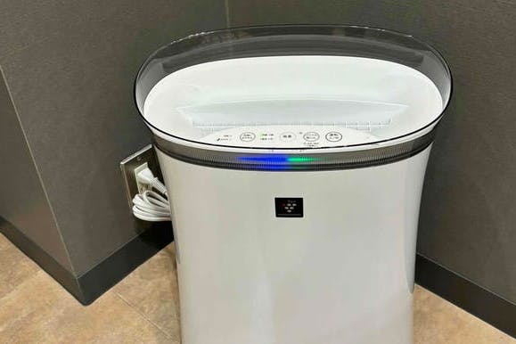 【本郷三丁目駅5分】展示会・プレゼン・会議室利用に最適!シンプルな内装にこだわった100㎡超のイベントスペース