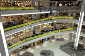 【イオンモール岡山】モール内広告 吹き抜けガラス