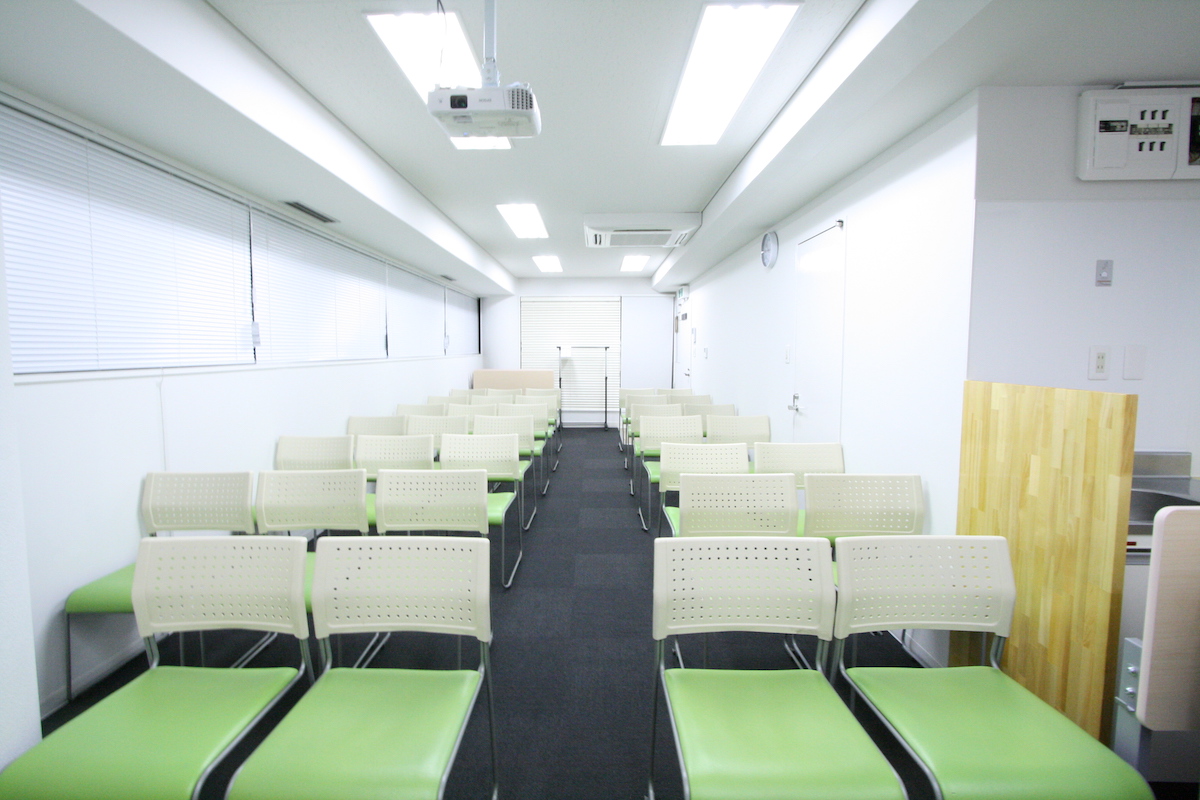 【品川駅3分　1階路面店】展示会やワークショップに適したプロジェクター・演台・WiFi全て無料のイベントスペースの画像19