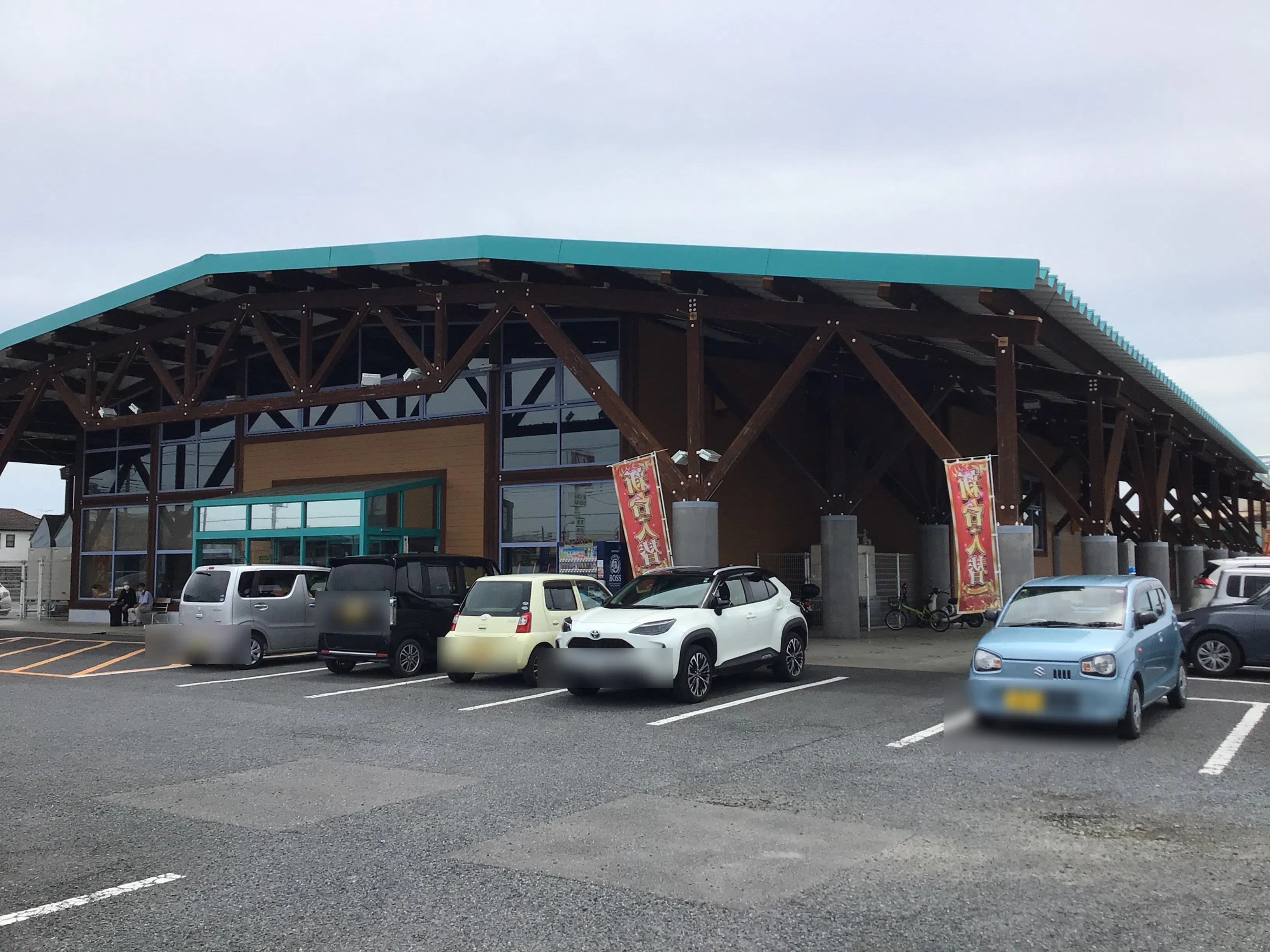 【ダイナム多野新町店】プロモーションイベントに最適なアミューズメント施設のイベントスペース(付属棟側・店舗出入口前)