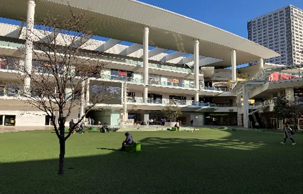 【ラゾーナ川崎プラザ】2階 ルーファ広場 アクアステージ