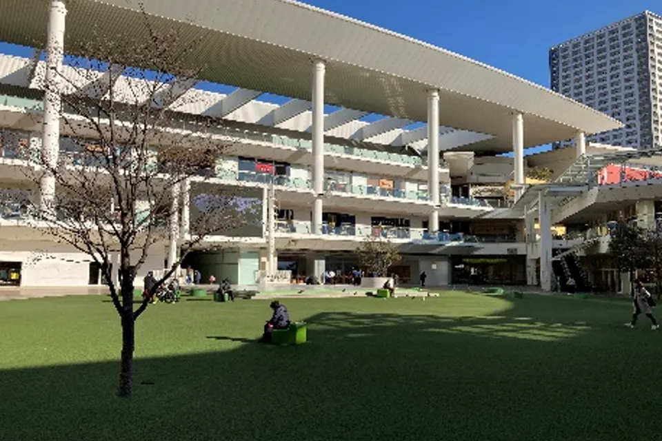 【ラゾーナ川崎プラザ】2階 ルーファ広場 アクアステージ