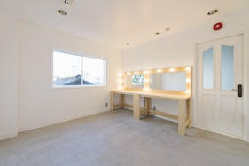 【広尾駅10分|割引キャンペーン中】撮影やポップアップストアに最適な内装が特徴的なレンタルスタジオ