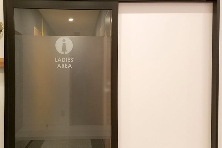 女性専用フロアがございます。