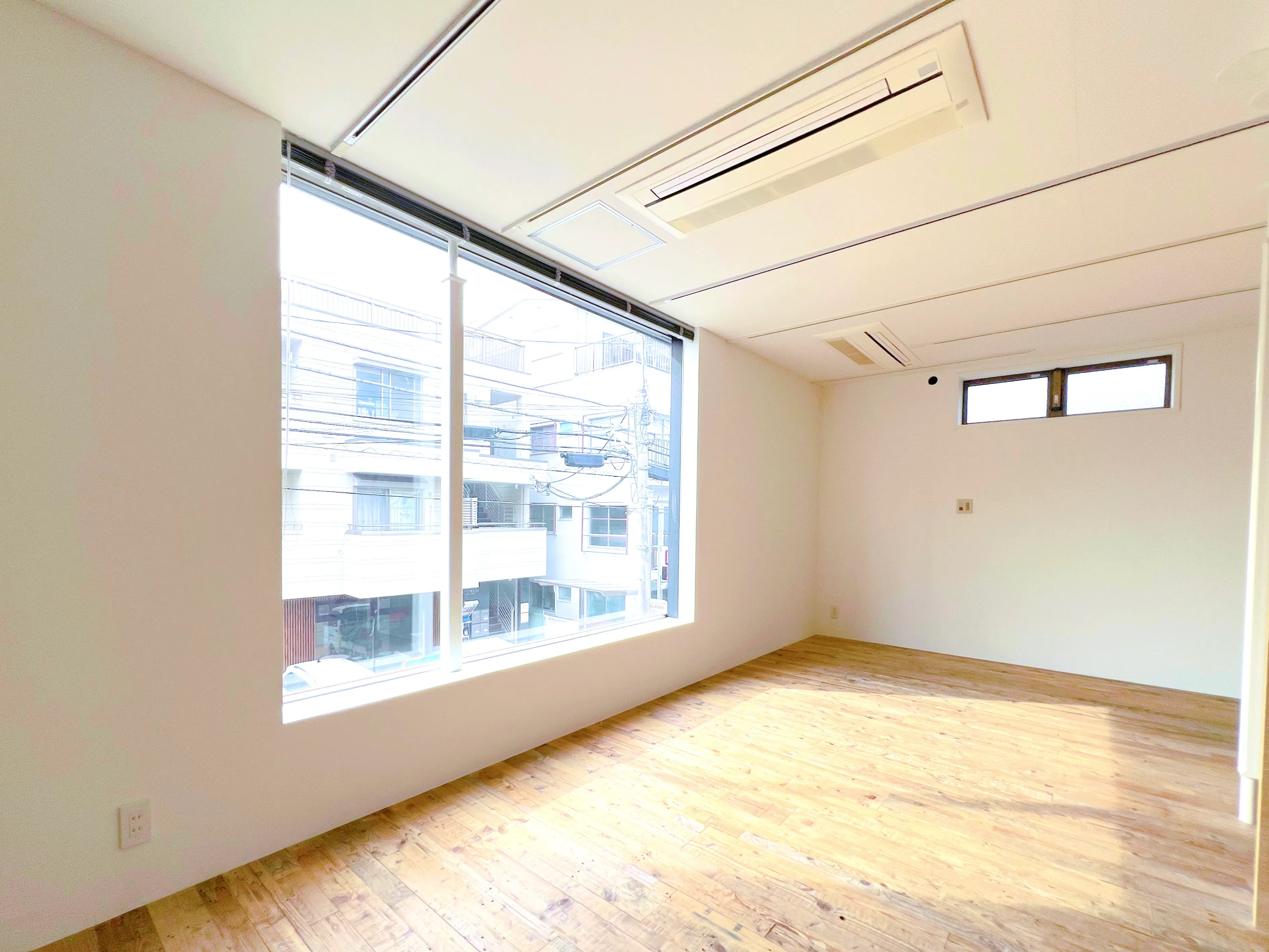 【表参道4分】白壁ギャラリー|展示会・POPUP・受注販売・撮影に最適|裏参道工房WHITE