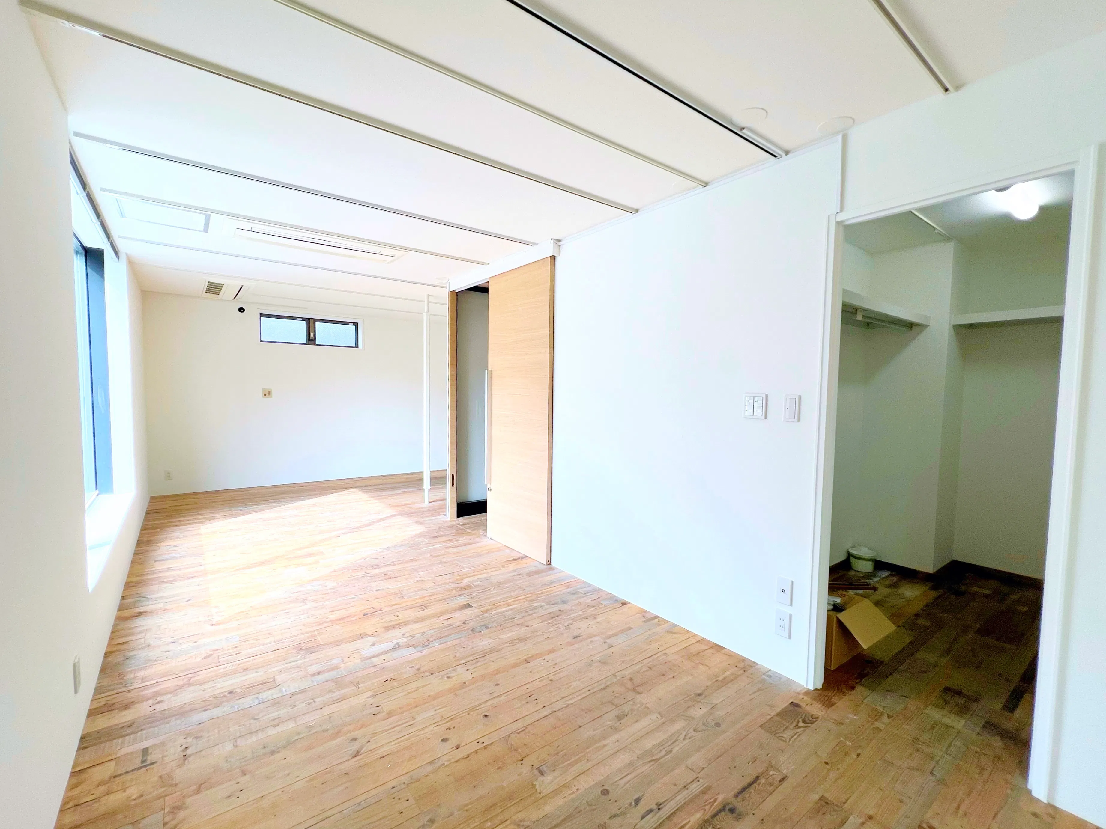 【表参道4分】白壁ギャラリー|展示会・POPUP・受注販売・撮影に最適|裏参道工房WHITE