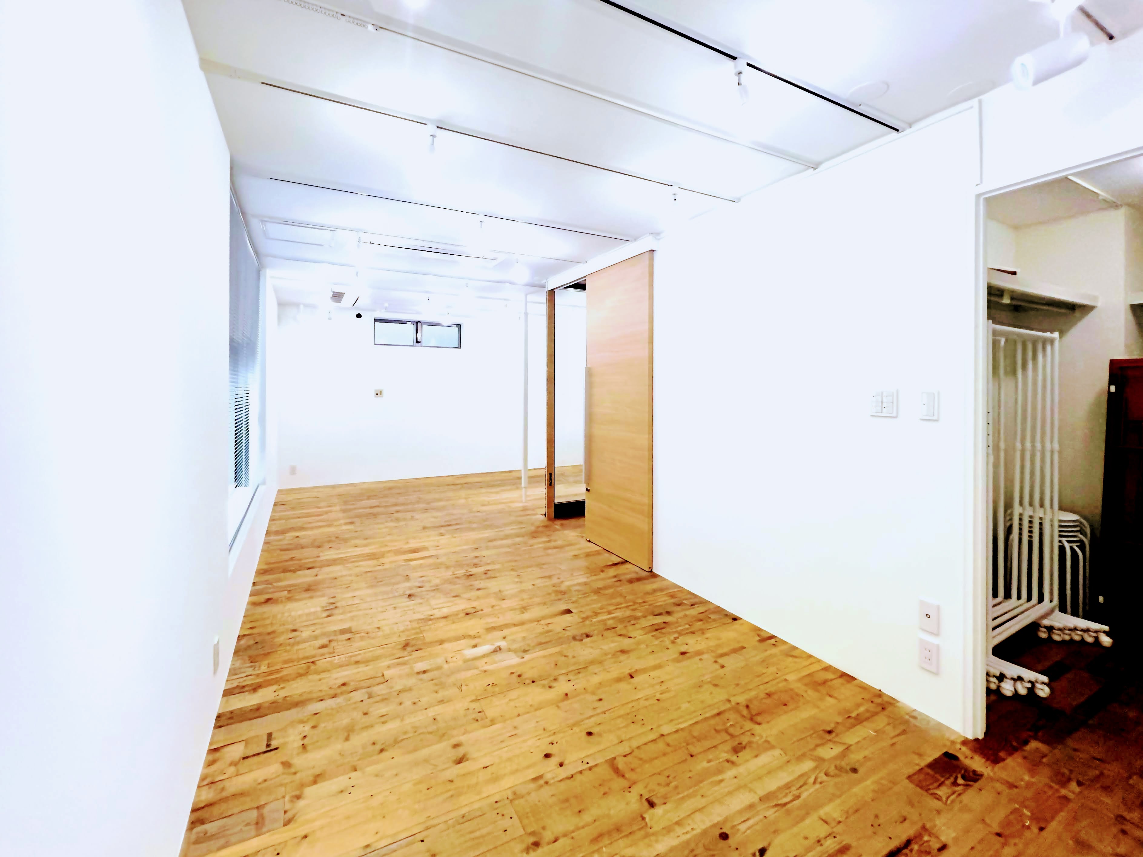 【表参道4分】白壁ギャラリー｜展示会・POPUP・受注販売・撮影に最適｜裏参道工房WHITEの画像9