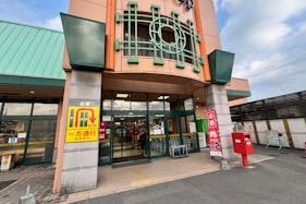 【Aコープいまばり愛彩店】食物販や販促イベントに最適なサブエントランス横の屋外スペース