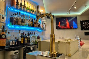 【心斎橋駅5分】ロケや撮影会等の撮影用途やオフ会等のイベント、オフサイトミーティングに最適なオーセンティックなバースペース