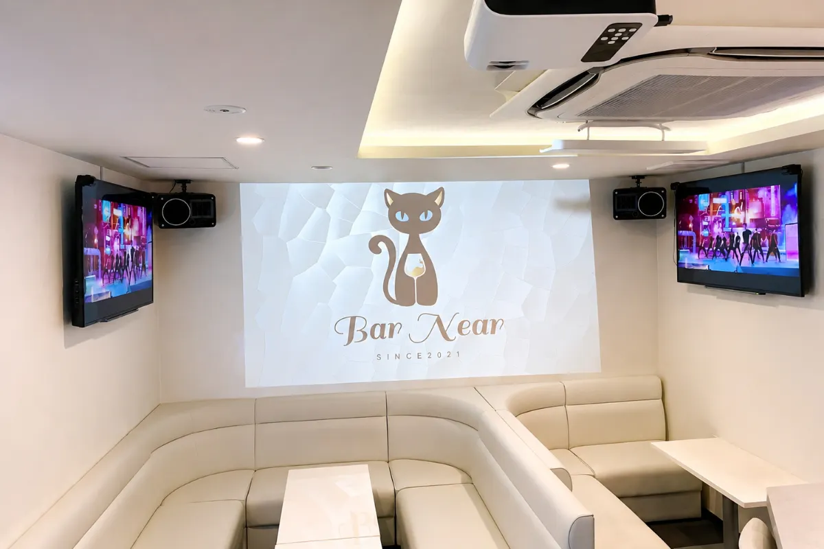 【心斎橋駅5分】ロケや撮影会等の撮影用途やオフ会等のイベント、オフサイトミーティングに最適なオーセンティックなバースペース