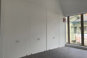 【赤坂駅3分】ポップアップストアや物販・展示会に適した白壁、自然光が入る天神・大名エリアのスペース