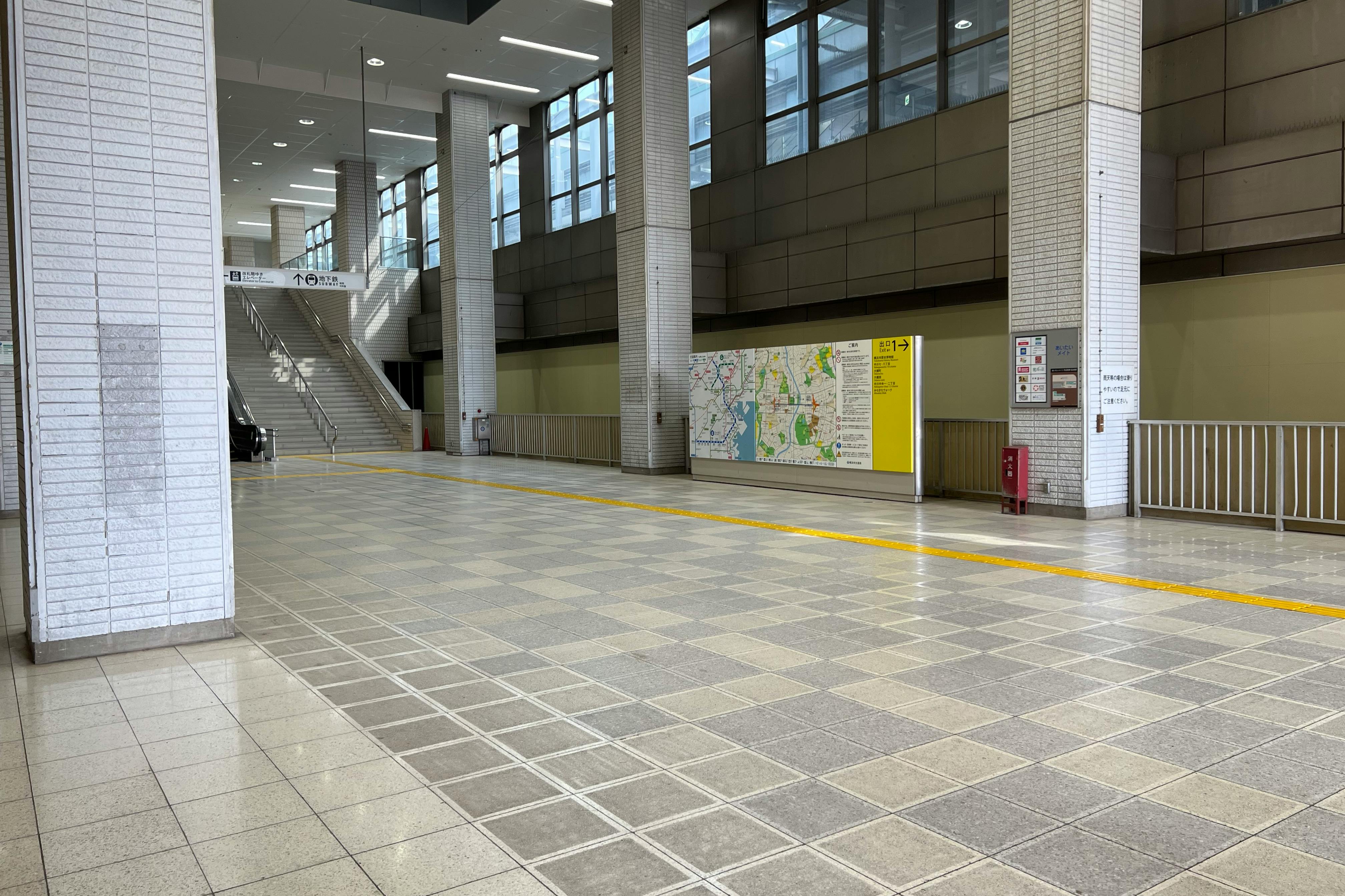 【横浜市営地下鉄ブルーラインセンター北駅】マルシェや大規模プロモーションに適切な改札外イベントスペース