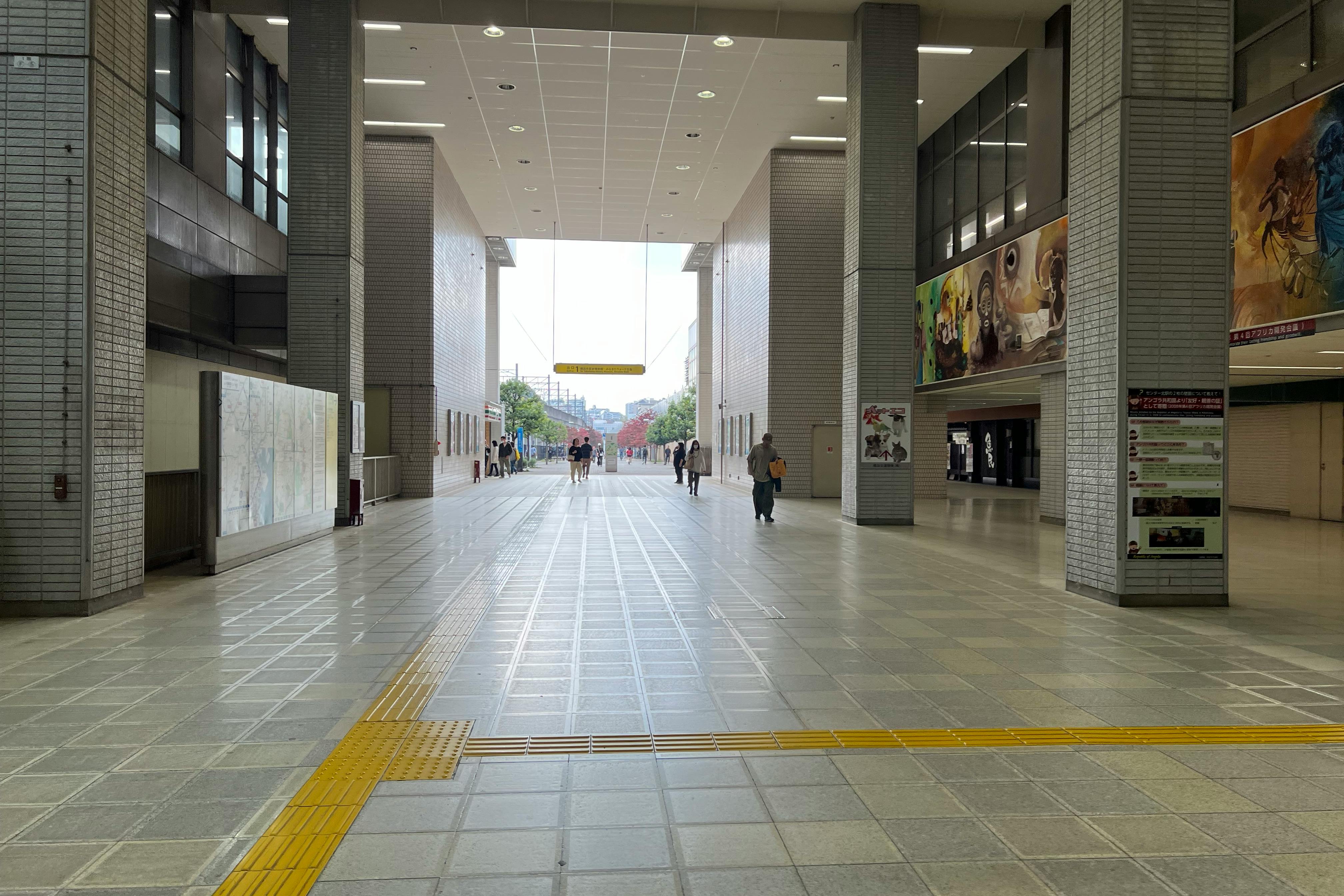 【横浜市営地下鉄ブルーラインセンター北駅】マルシェや大規模プロモーションに適切な改札外イベントスペース