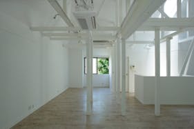 【代々木上原駅5分 / 一軒家 】アパレル展示会、PRイベントに最適な、白を基調とした一棟貸し路面イベントスペース
