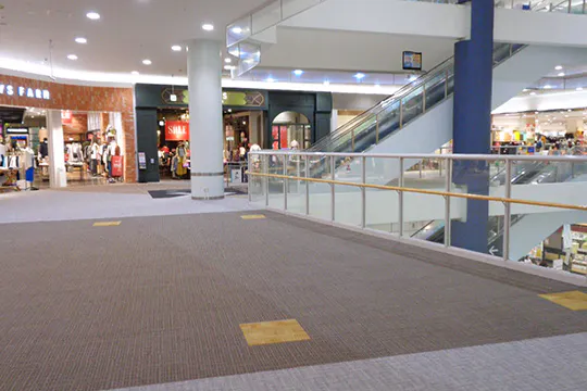 【イオンモール大高*】2F ローリーズファーム前